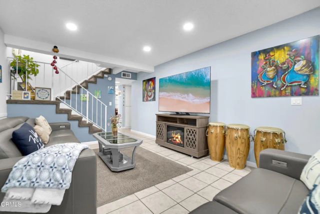 13175 Bromont Avenue, Sylmar, CA 91342