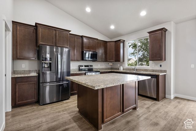 312 W SAPPHIRE DR, Tooele, UT 84074