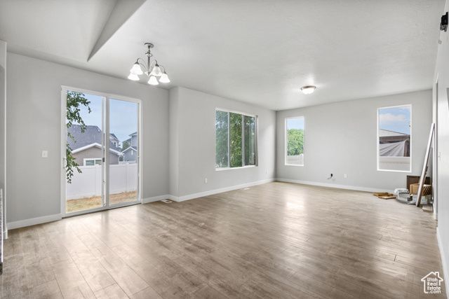 312 W SAPPHIRE DR, Tooele, UT 84074