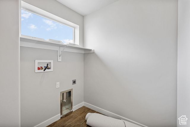 312 W SAPPHIRE DR, Tooele, UT 84074