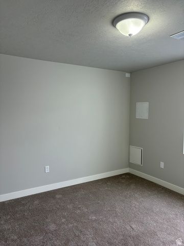 312 W SAPPHIRE DR, Tooele, UT 84074