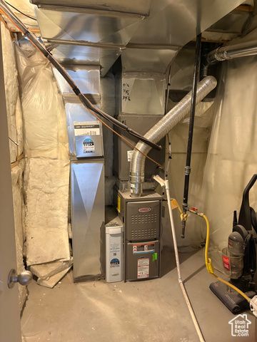 312 W SAPPHIRE DR, Tooele, UT 84074