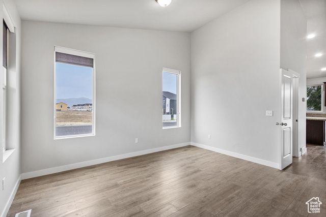 312 W SAPPHIRE DR, Tooele, UT 84074