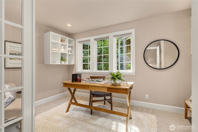 8916 Ferncliff Avenue NE, Bainbridge Island, WA 98110