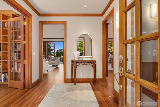 8916 Ferncliff Avenue NE, Bainbridge Island, WA 98110