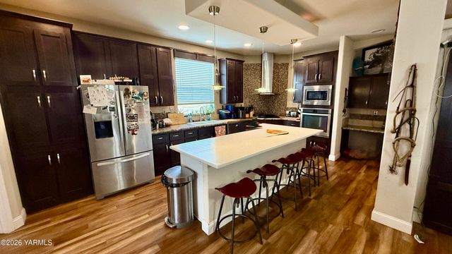 1508 Foster Rd, Toppenish, WA 98948