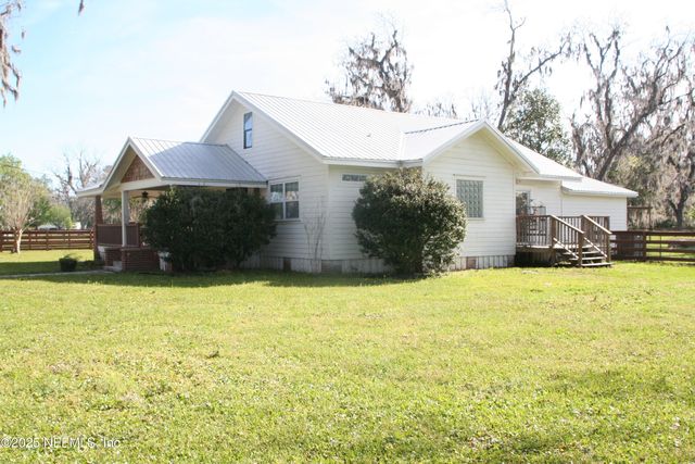 45740 PICKETT Street, Callahan, FL 32011