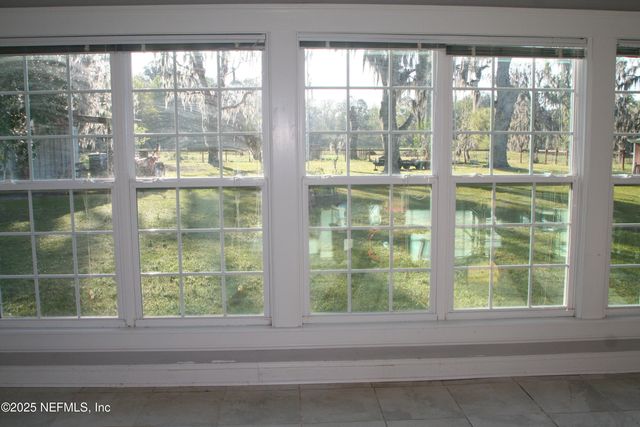 45740 PICKETT Street, Callahan, FL 32011