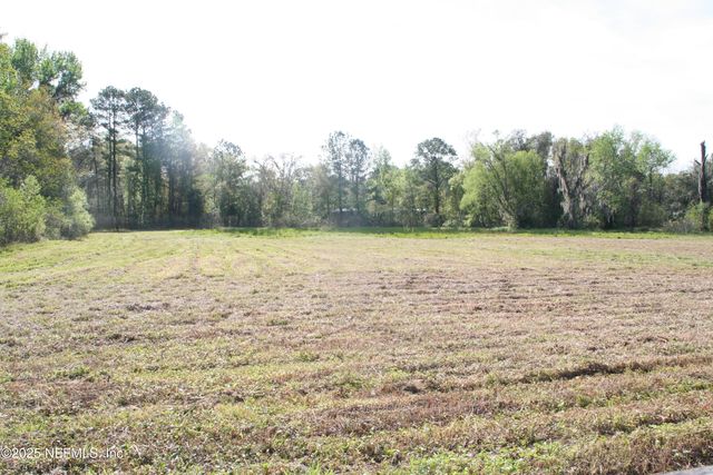 45740 PICKETT Street, Callahan, FL 32011