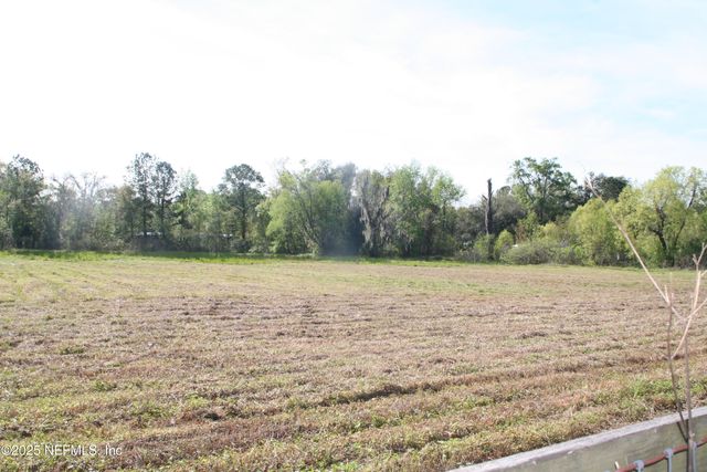 45740 PICKETT Street, Callahan, FL 32011