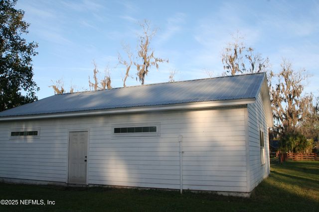45740 PICKETT Street, Callahan, FL 32011
