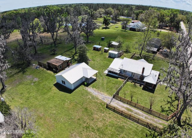 45740 PICKETT Street, Callahan, FL 32011