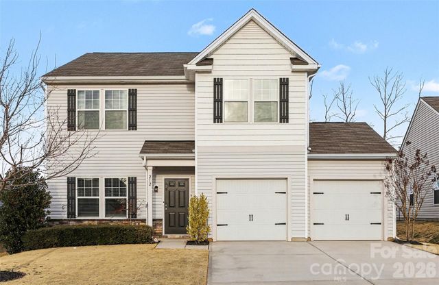 212 Hidden Lakes Road, Statesville, NC 28677