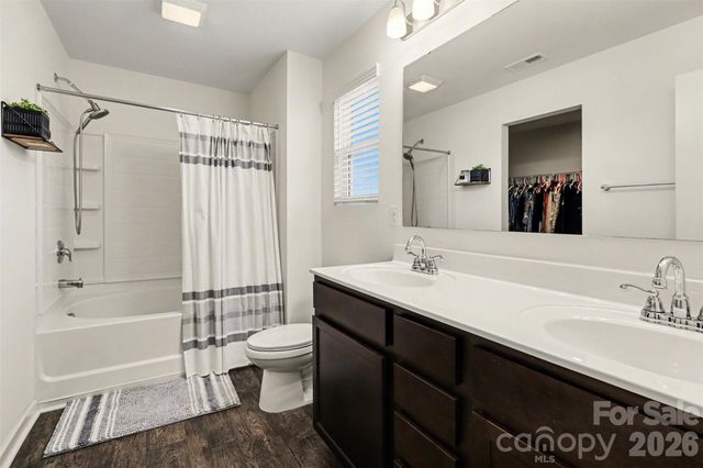 212 Hidden Lakes Road, Statesville, NC 28677