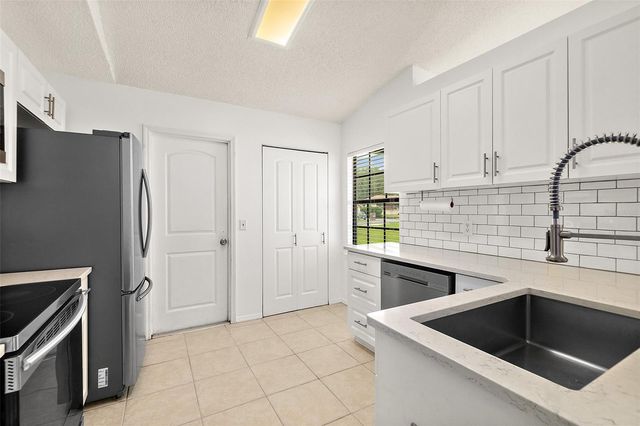 769 COLEMAN AVENUE, Deltona, FL 32725