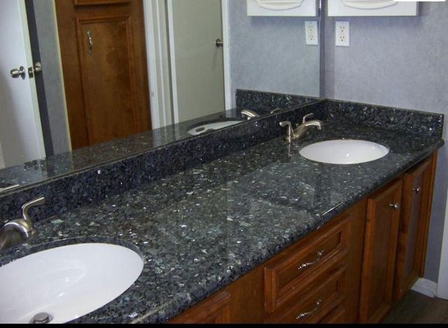 2409 Bering Drive 18, Houston, TX 77057