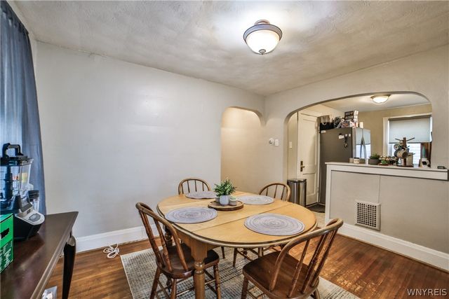 153 Springville Avenue Lower, Amherst, NY 14226