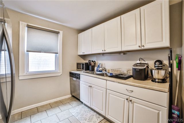 153 Springville Avenue Lower, Amherst, NY 14226