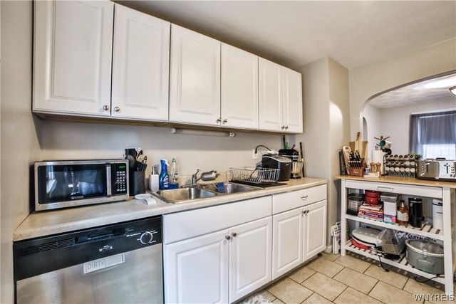 153 Springville Avenue Lower, Amherst, NY 14226