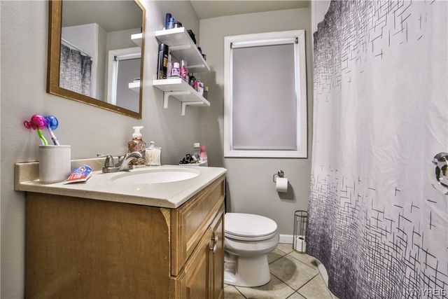 153 Springville Avenue Lower, Amherst, NY 14226