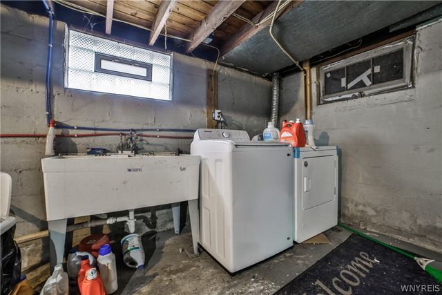 153 Springville Avenue Lower, Amherst, NY 14226