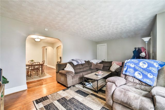 153 Springville Avenue Lower, Amherst, NY 14226