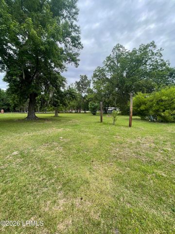 568 Keans Neck Road, Seabrook, SC 29940