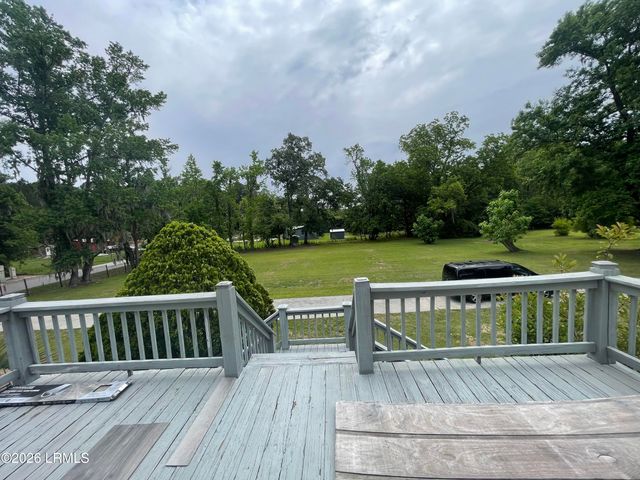 568 Keans Neck Road, Seabrook, SC 29940