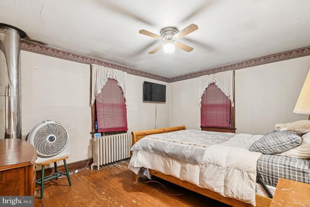 361 DEMOCRAT RD, Gibbstown, NJ 08027