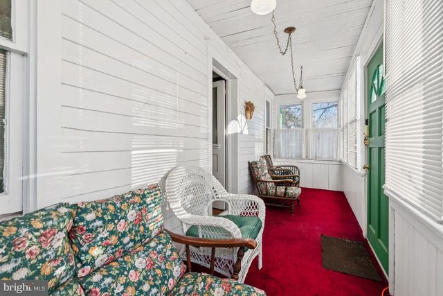 361 DEMOCRAT RD, Gibbstown, NJ 08027