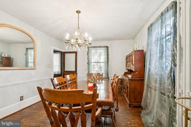 361 DEMOCRAT RD, Gibbstown, NJ 08027