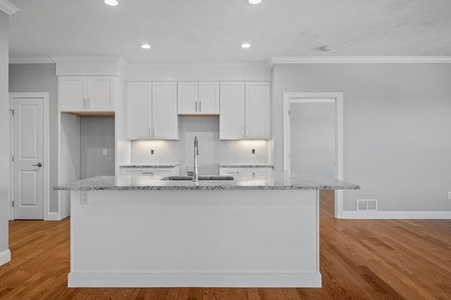 171 Rolling Ridge Drive 98, Northbridge, MA 01588