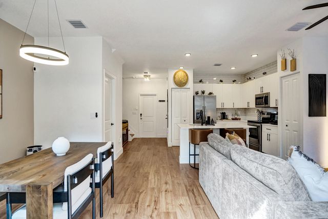 11966 NW 47th Manor, Coral Springs, FL 33076