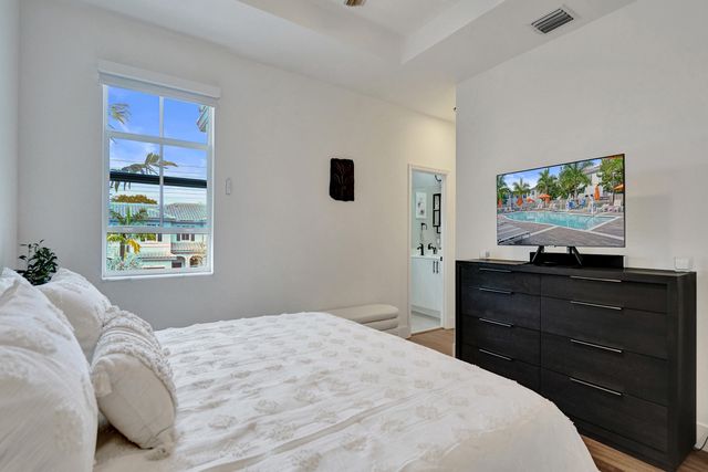 11966 NW 47th Manor, Coral Springs, FL 33076