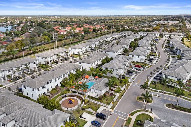 11966 NW 47th Manor, Coral Springs, FL 33076