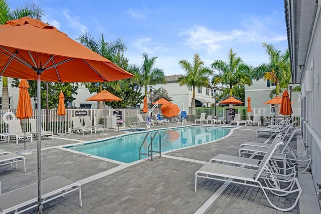 11966 NW 47th Manor, Coral Springs, FL 33076