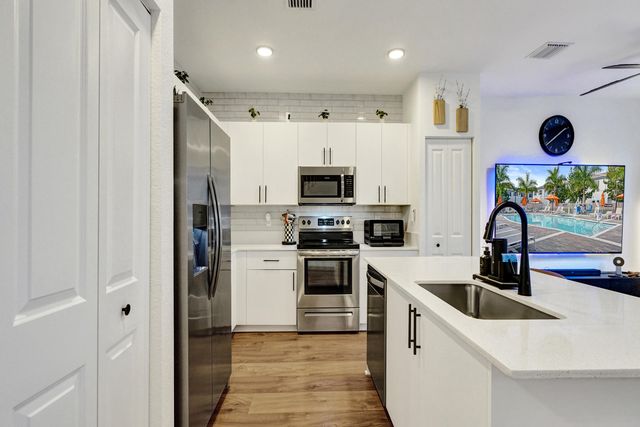 11966 NW 47th Manor, Coral Springs, FL 33076