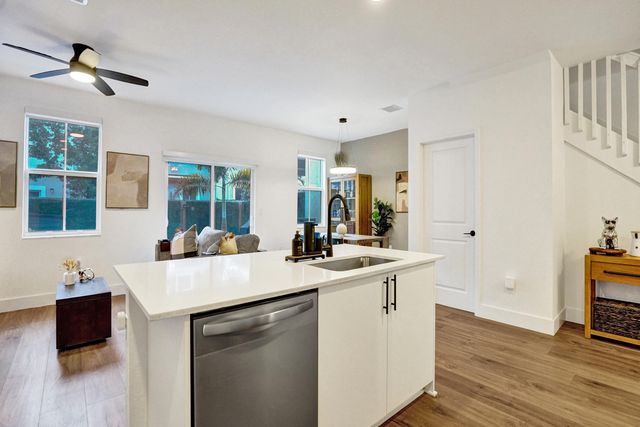 11966 NW 47th Manor, Coral Springs, FL 33076