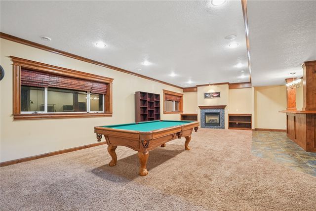 1154 Kettering Rd, Marion, IA 52302