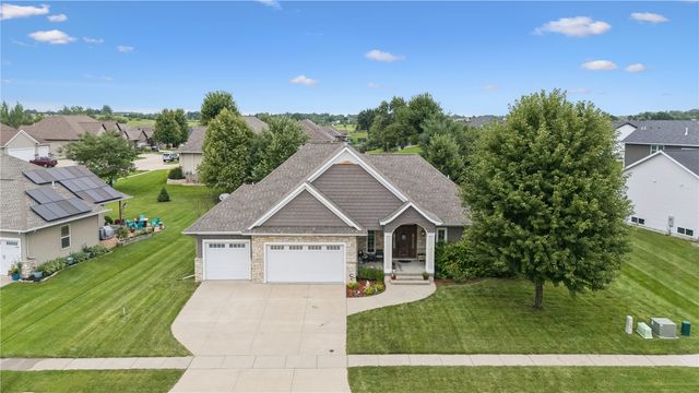1154 Kettering Rd, Marion, IA 52302