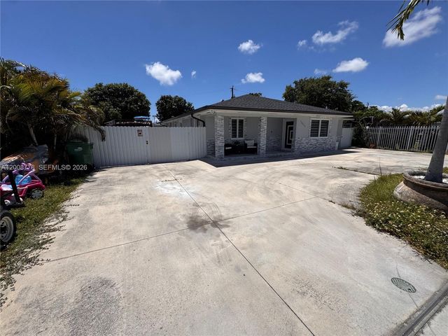 10412 SW 173rd St, Miami, FL 33157