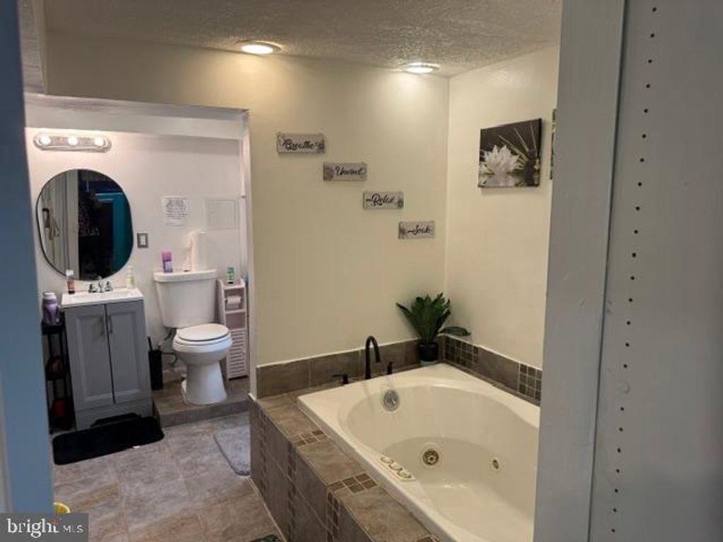 Image 14 of property listing at 4603 RALEIGH RD, Temple Hills, MD 20748