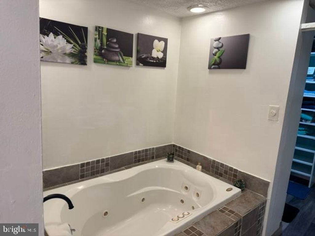Image 18 of property listing at 4603 RALEIGH RD, Temple Hills, MD 20748
