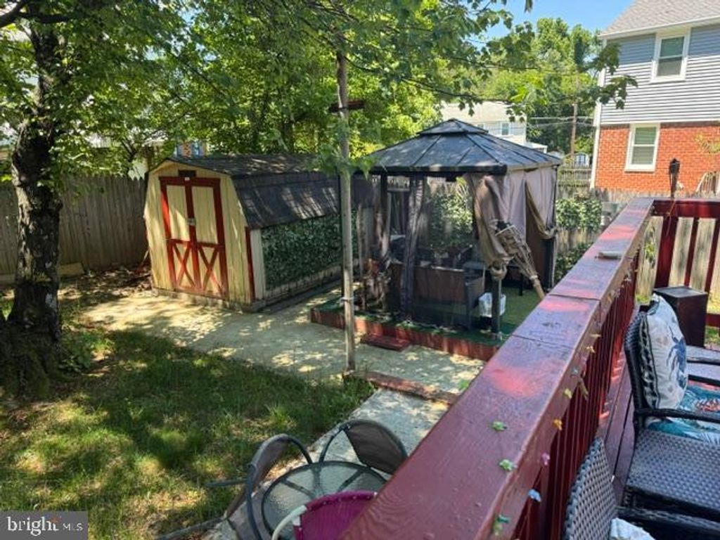 Image 21 of property listing at 4603 RALEIGH RD, Temple Hills, MD 20748