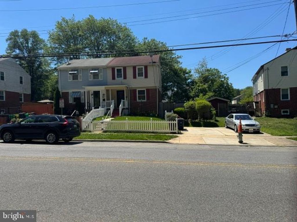Image 3 of property listing at 4603 RALEIGH RD, Temple Hills, MD 20748