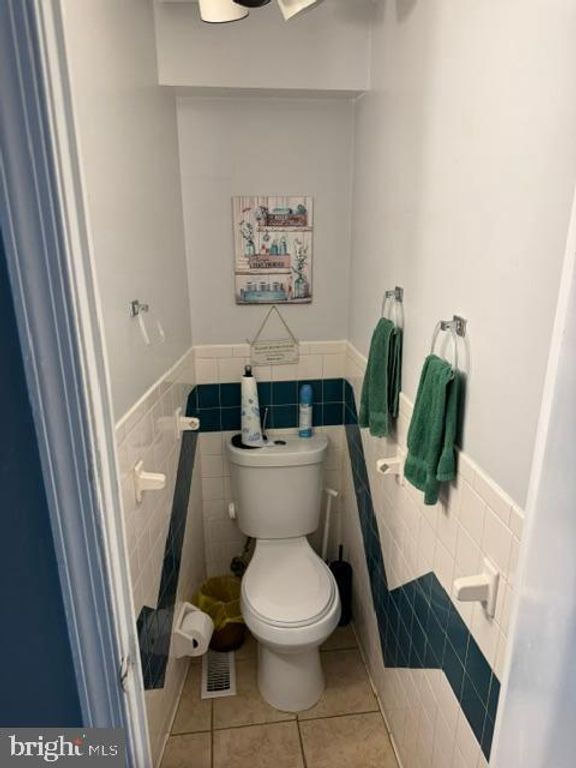 Image 30 of property listing at 4603 RALEIGH RD, Temple Hills, MD 20748