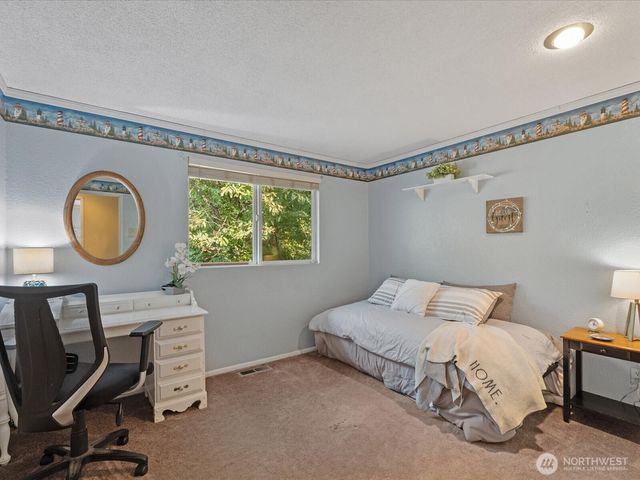 10830 Lake View Drive, Lake Stevens, WA 98258