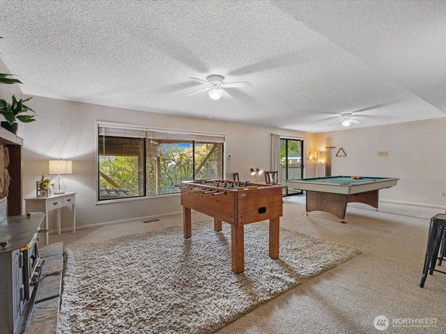 10830 Lake View Drive, Lake Stevens, WA 98258