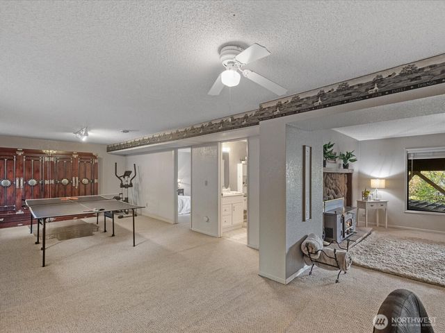 10830 Lake View Drive, Lake Stevens, WA 98258