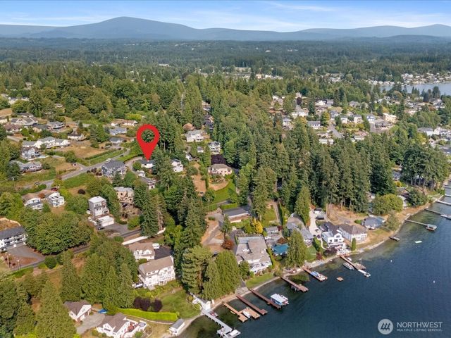 10830 Lake View Drive, Lake Stevens, WA 98258